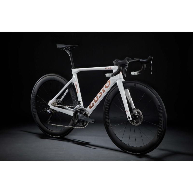 Gusto Cobra EVO Shimano 105 - Branco