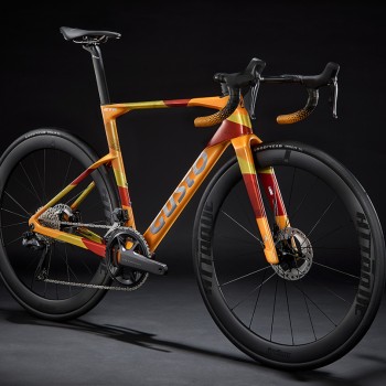 Gusto GTR - Shimano 105 Di2 - Flux Orange