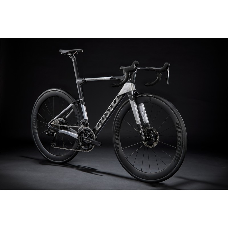 Gusto GTR - Shimano Dura-Ace Di2 - Preto
